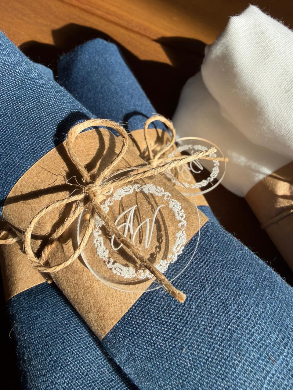 Pashmina com medalha em acrílico